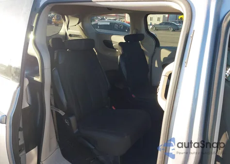 2017 Chrysler Pacifica Touring z USA, uszkodzony, nr VIN 2C4RC1DG4HR741300